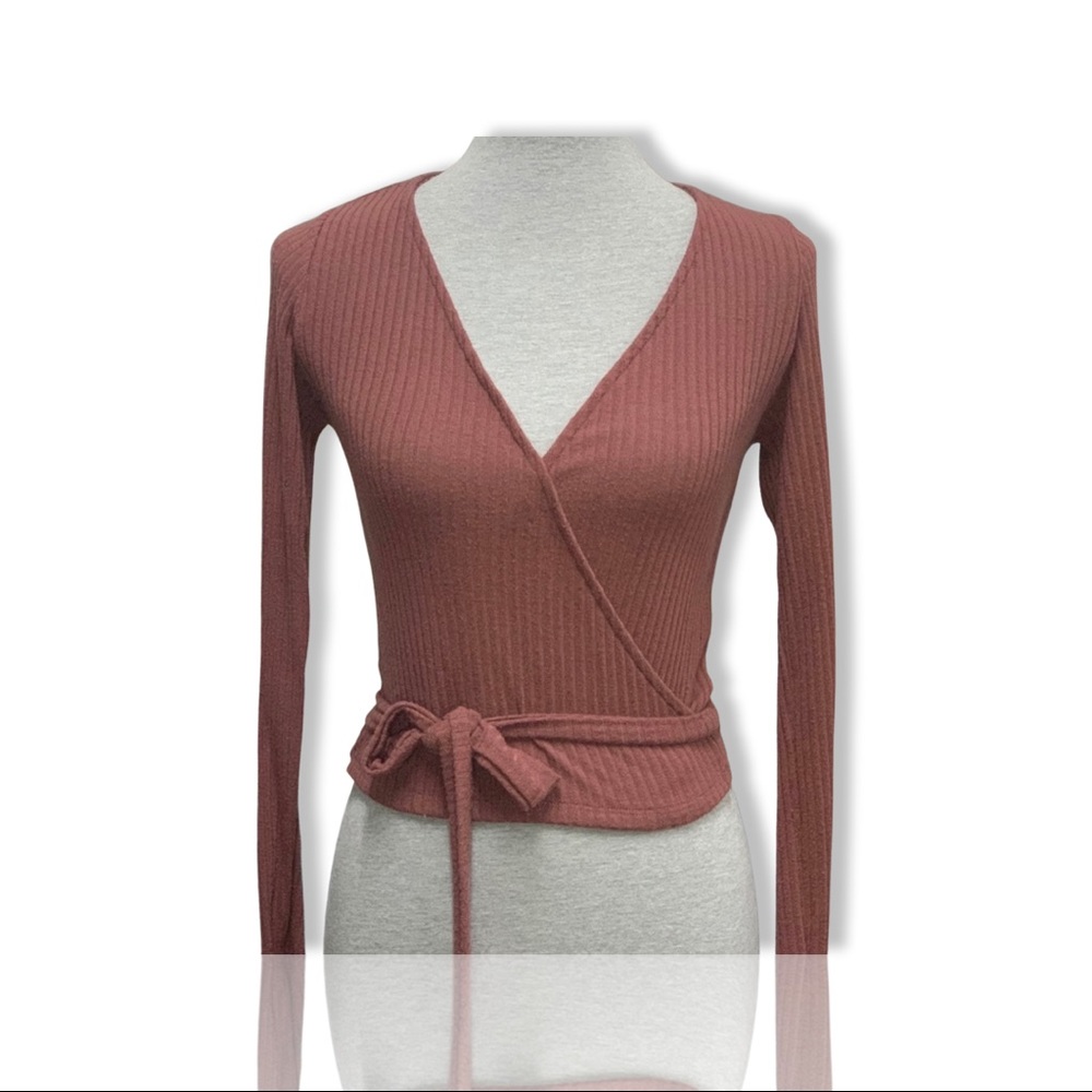 Windsor wrap stretch top